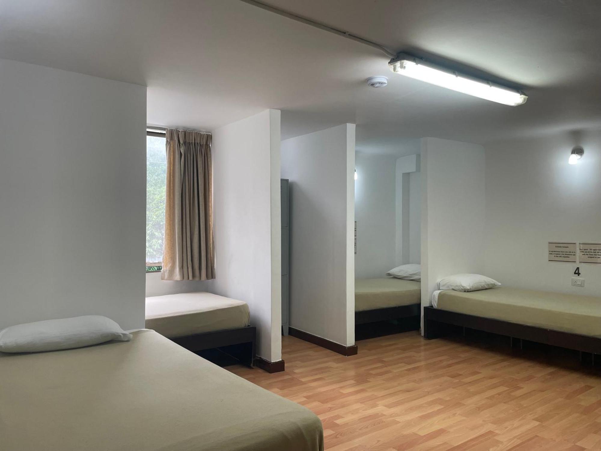 Hostal Lleras Calle 8 Medellín Eksteriør billede