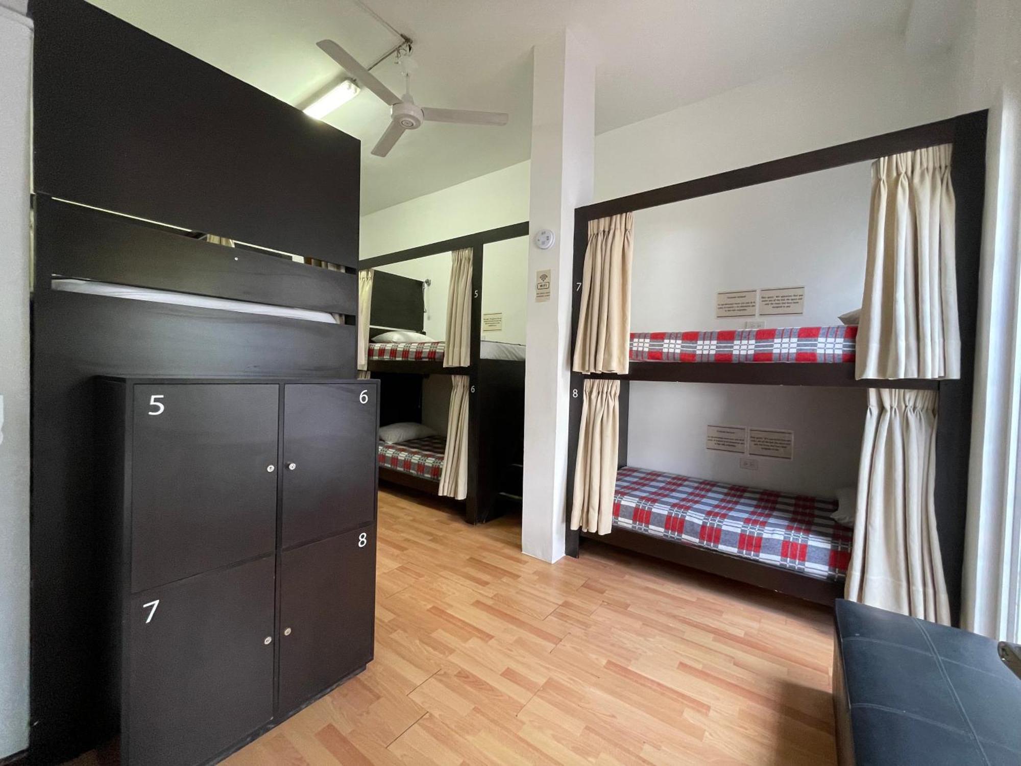 Hostal Lleras Calle 8 Medellín Eksteriør billede