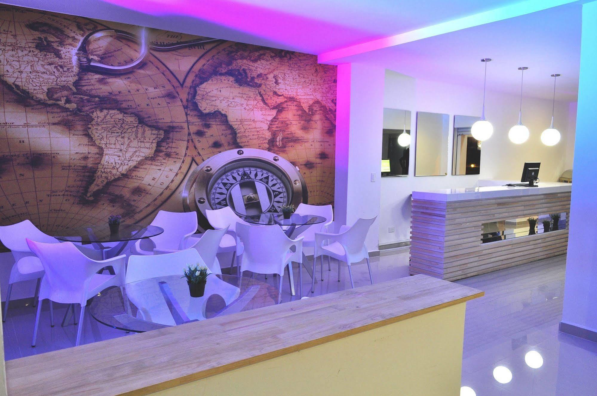 Hostal Lleras Calle 8 Medellín Eksteriør billede